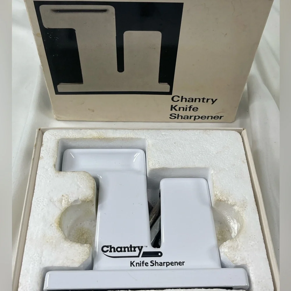 Vintage Chantry White Pull Thru Knife Sharpener